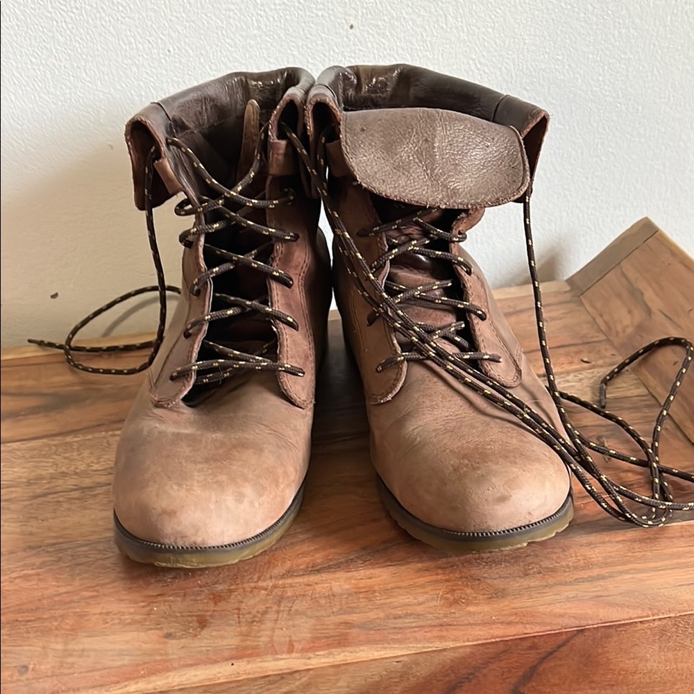 Teva Brown Leather Women's Boots